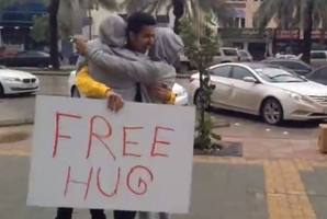 Abdulrahman al-Khayyal was inspired by a free-hug campaign on YouTube.