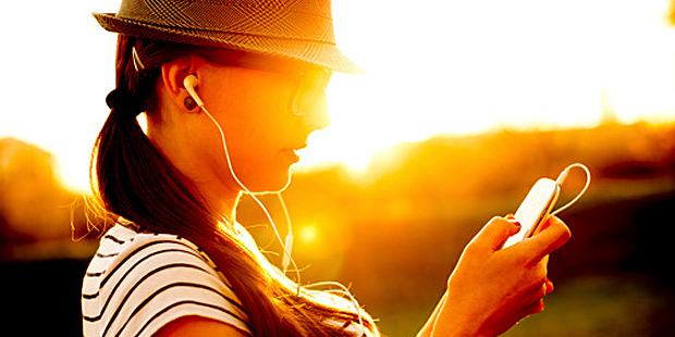 There are plenty of apps to improve your health. Photo / Thinkstock