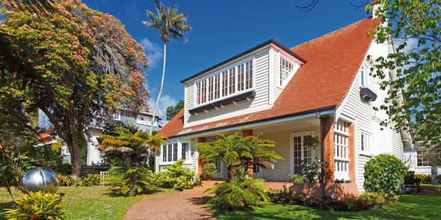 1 Sharpe Rd, Epsom has a 2011 capital valuation of $1,580,000 and sold for $2,460,000.