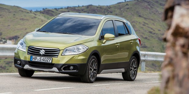 Suzuki S Cross