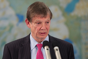 Graeme Wheeler is worried about indebted households. Photo / Mark Mitchell