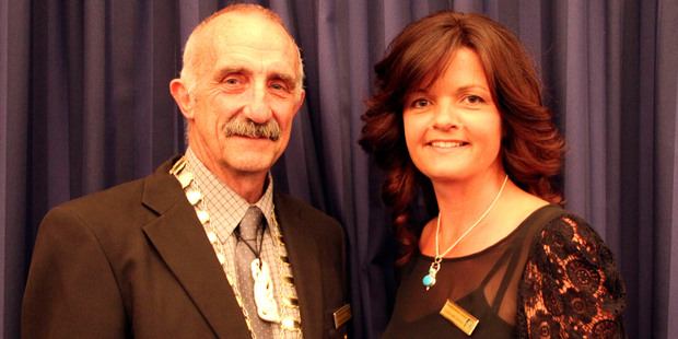 Mayor John Carter and Deputy Tania McInnes.