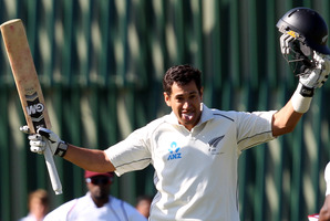 Ross Taylor acknowledges the crowd after scoring his century today. Photo / Getty Images