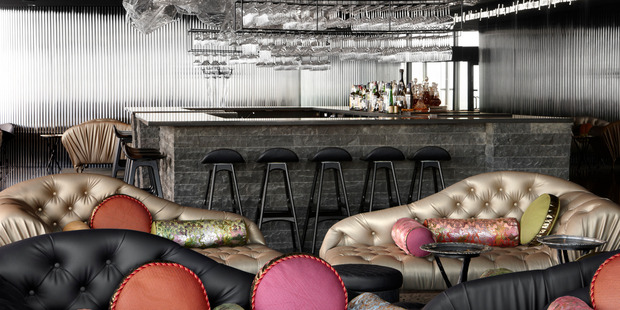 The Lui Bar, on the 55th floor of the Rialto Tower, is the perfect place for a pre-show drink.