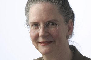 Privacy Commissioner Marie Shroff will be replaced by Wellington lawyer John Edwards.