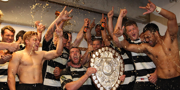 Hawkes Bay celebrate winning the Ranfurly Shield. Photo / Getty Images.