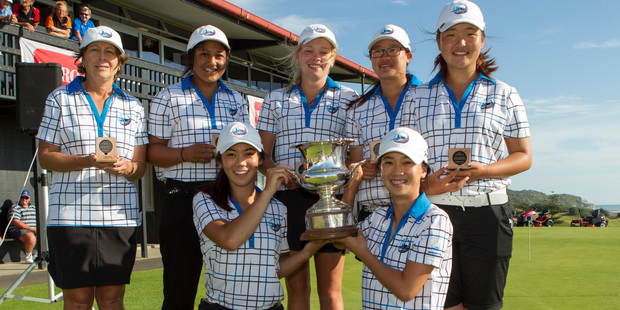 Auckland celebrate after beating Bay of Plenty in the Toro NZ Women's Interprovincial final. Photo/PhotoSport