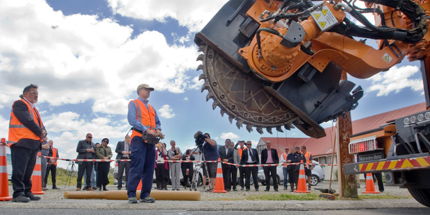 Even as Xmas looms, the elves are in negotiations with Chorus over a present to soften the blow of a Commerce Commission decision on copper pricing. Photo / APN