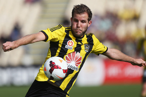 Jeremy Brockie will be focused on helping the Phoenix end a nine-game winless streak in their clash with Central Coast Mariners tonight. Picture / Getty Images