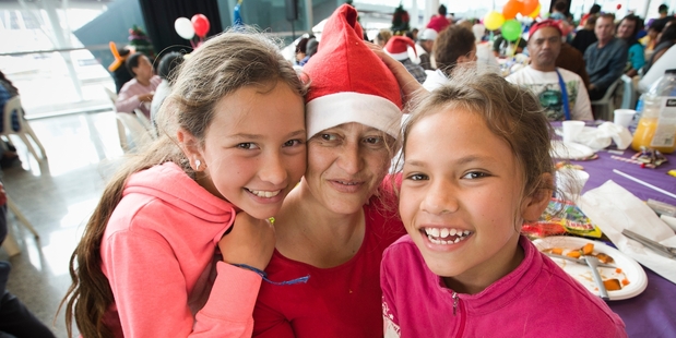 Melissa Murphy with daughters Skylah (left) and Kiara at the lunch yesterday. Photo / Greg Bowker