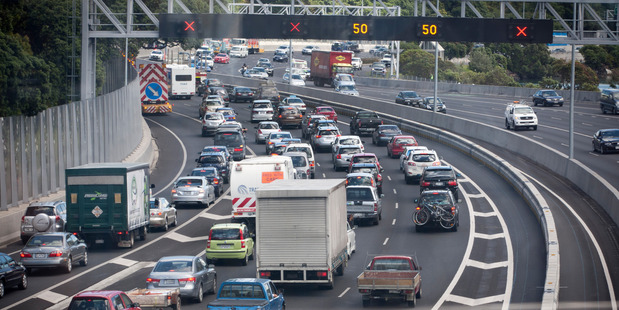 Highways north and south of Auckland were crowded as thousands left the city for their New Year holiday. Photo / NZ Herald