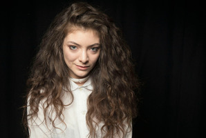 Lorde is New Zealander's top Tweeter.