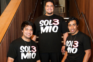 Sol3 Mio - brothers (from left) Amitai and Pene Pati and cousin Moses Mackay -
outshone Lorde.