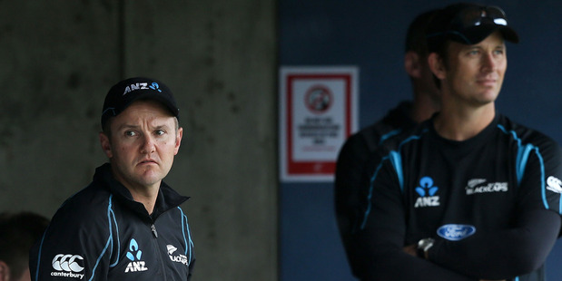 Black Caps coach Mike Hesson and bowling coach Shane Bond look on during the rained out second ODI. Photo /Getty