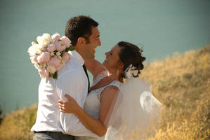 Hoani and Michelle on their wedding day. Photo / Supplied