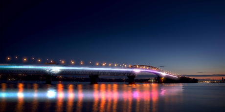 An artist's impression shows how the proposed SkyPath could light up the Auckland Harbour Bridge. Photo / Copeland Associates Architects