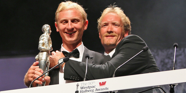 Hamish Bond and Eric Murray accept the overall Halberg Award during the 2013 Halberg Awards. Photo / Getty Images