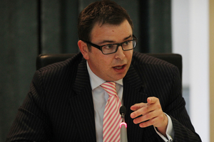 Auckland councillor Cameron Brewer said the proposed new rule was a throwback to the bad old days that would allow developers to build blocks of 20-30sq m apartments. Photo / Greg Bowker