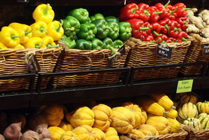 Ministry of Health nutritional studies show fruit and vegetable consumption by New Zealanders was well below what it should be. Photo / File