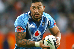 Feleti Mateo of the New Zealand Warriors looks to pass during the NRL Trial match between the New Zealand Warriors and the Brisbane Broncos. Photo / Getty Images.