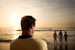 More than 5700 parents owe between $100,000 and $500,000 in child support. Photo / Getty Images