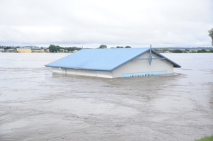 Flash floods in southern Brisbane throughout a huge storm that dumped heavy rain on southeast Queensland just weeks after heavy floods. Photo / APN