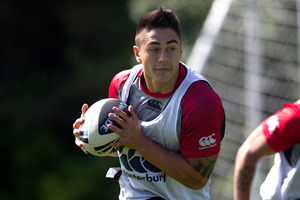 Star halfback Shaun Johnson will be forced to watch the start of the NRL season from the sidelines after injuring his elbow. Photo / Getty Images