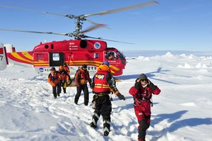 The crew of a Chinese icebreaker that had provided the helicopter said they were worried about their own ship's ability to move through the ice. Photo / AP