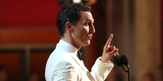 Matthew McConaughey accepts the award for best actor in a leading role for Dallas Buyers Club during the Oscars. Photo/AP