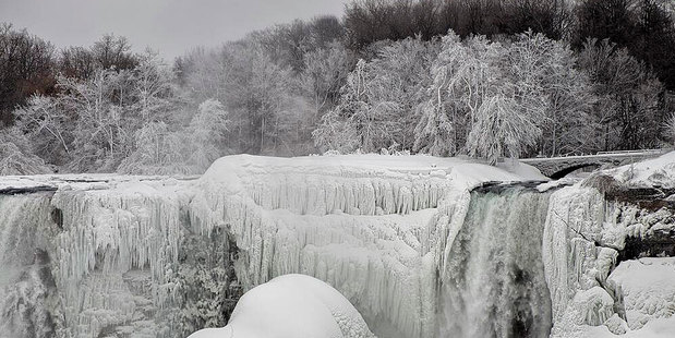 Niagara Falls has partially frozen for the second time in weeks. Photo / Christine Hess / Twitter