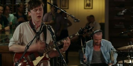 http://media.nzherald.co.nz/webcontent/image/jpg/201410/ss_sheepdogwolf_final_460x230.jpeg