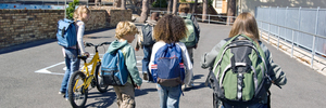 The number of kids walking and cycling to primary and intermediate schools has fallen sharply. Photo / Thinkstock