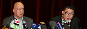 Ignatius Ong, right, and Hugh Dunleavy from Malaysia Airline speak during a press conference in Beijing, China. Photo / AP