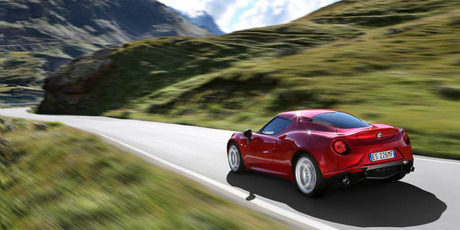 Alfa Romeo 4C.