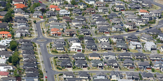Some people were weighing up the cost of getting a valuation done on their house to try to see if they could improve their equity position and get a better rate. Photo / Chris Gorman