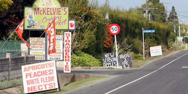 Fruit prices dropped 5.1 percent in February. Roadside fruit and vegetable outlets along Meeanee Road, Napier. Photo / Paul Taylor