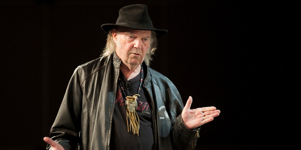Neil Young used thousands of albums to build a roof for his barn. Photo/AP.
