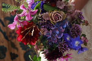 Wild and beautiful inspiration from Vintage Wedding Flowers by Vic Brotherson. Picture/ Catherine Gratwicke.