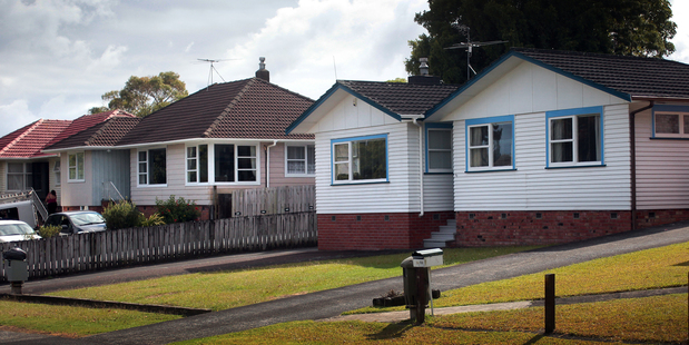 We lack information on how many foreigners are buying our houses. Photo / Doug Sherring