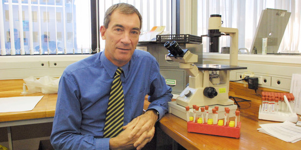Dr Lance Jennings
