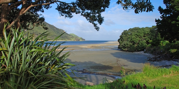 Houhora Heads is an easy-to-spot landmark, as it was for Kupe long, long ago. Photo / Creative Commons image by Flickr user Phillip Capper