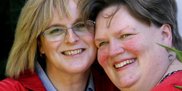 Labour candidate Kelly Ellis, left, and wife Kelly Ewing. Photo / Kenny Rodger