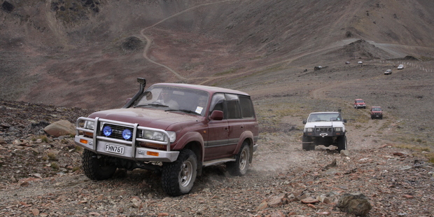 Joining expeditions organised by a four-wheel drive club is a good way for a beginner to gain off-road experience.