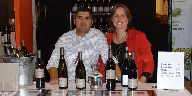 Marcelo Nunez and Emma Lowe of Monowai Estate.