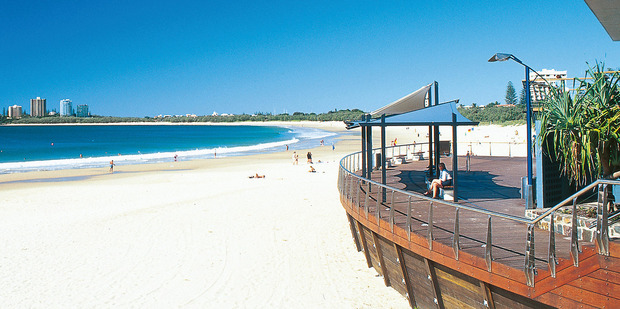 If you can tear yourself away from sea and sand, discover retail outlets on the wharf, designer boutiques along first ave and local shops on Brisbane Road.