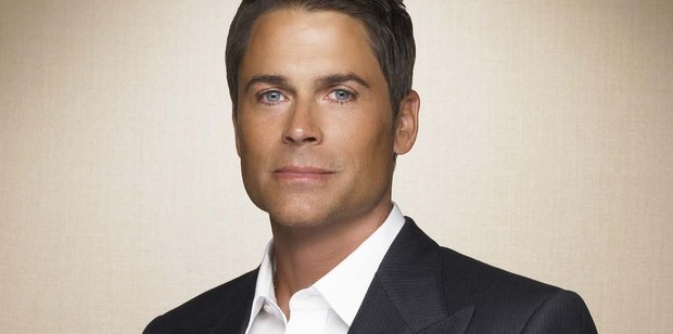 Rob Lowe says good looking actors find it hard getting into the industry.