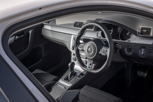 Volkswagen Passat R Line.