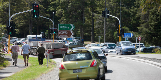 Many of the 14,000 vehicles a day expected to use the new road by 2026 will double back to Warkworth's often bottlenecked Hill St turnoff to eastern beaches. Photo / APN