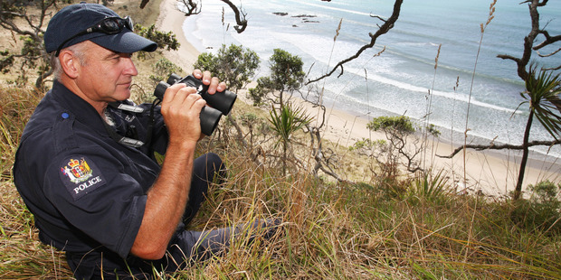 Cliff Metcalfe is urging people to take phones with them in the bush.