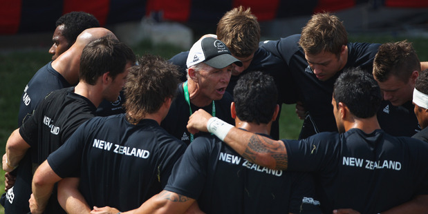 Five Commonwealth Games campaigns will provide invaluable experience for Gordon Tietjens' NZ side when sevens debuts at the Olympics in 2016. Phtoo / Getty Images